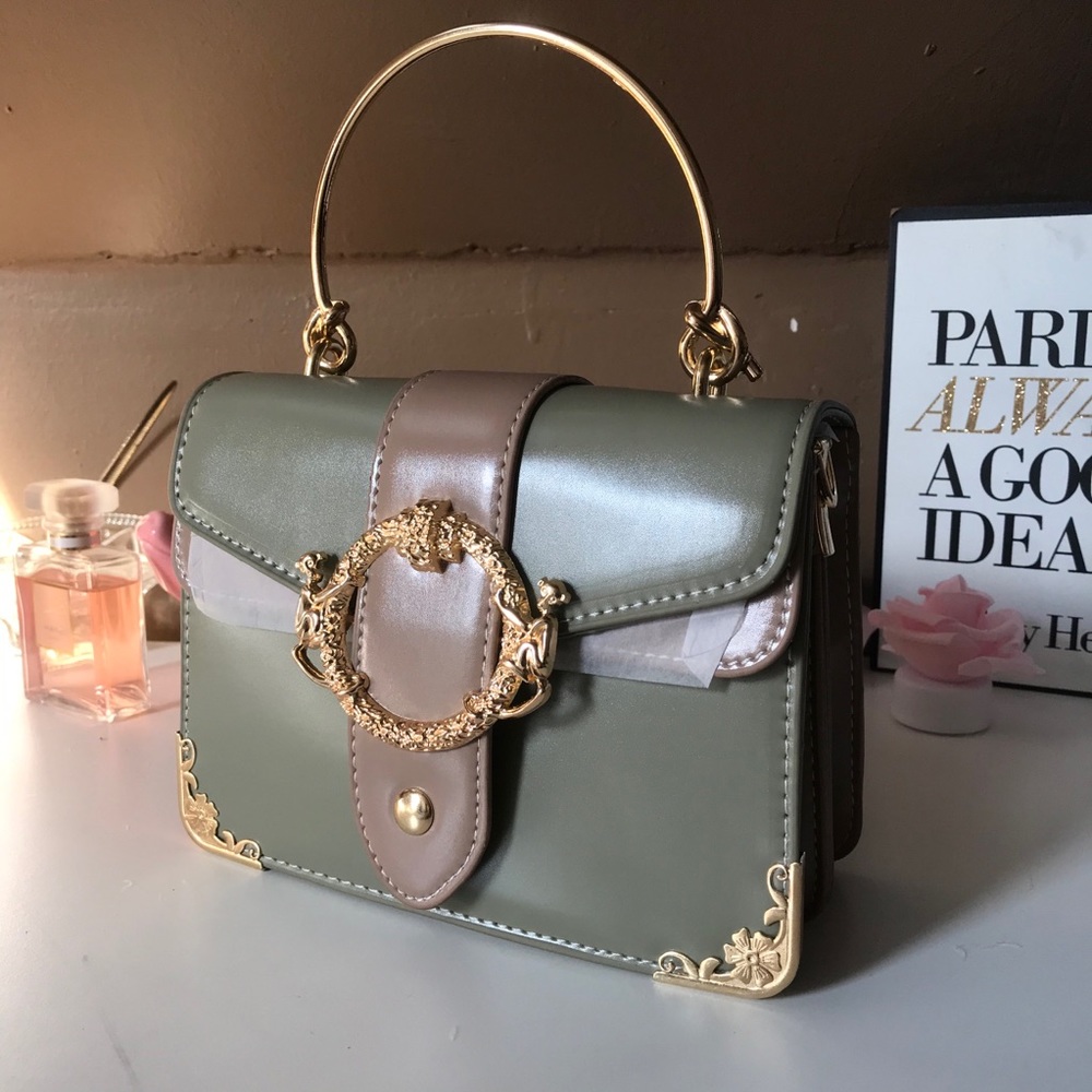 Vintage Royalty Metal Crossbody Handbag
